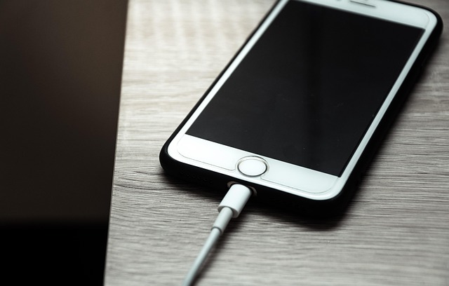 fast charging lithium batteries