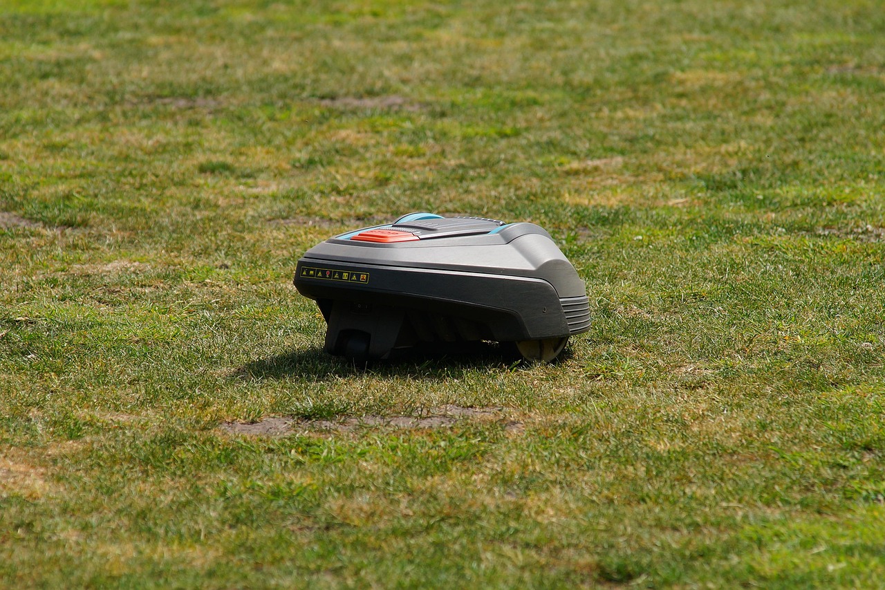 lawn mower, battery mower, nature, lawn mower robot, garden, short, maintained, robotic lawnmower, automatically, autonomous, garden maintenance, electric, equipment, technology