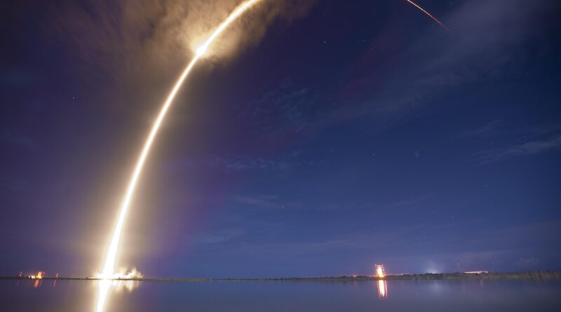 rocket launch, night, trajectory, spacex, lift-off, launch, flames, propulsion, space, rocket, speed, vehicle, missile, rocket engine, transportation, transport, spaceship, power, spacecraft, flying, fuel, countdown, cape canaveral, launch pad, blue power, rocket launch, spacex, spacex, launch, rocket, missile, missile, missile, missile, missile
