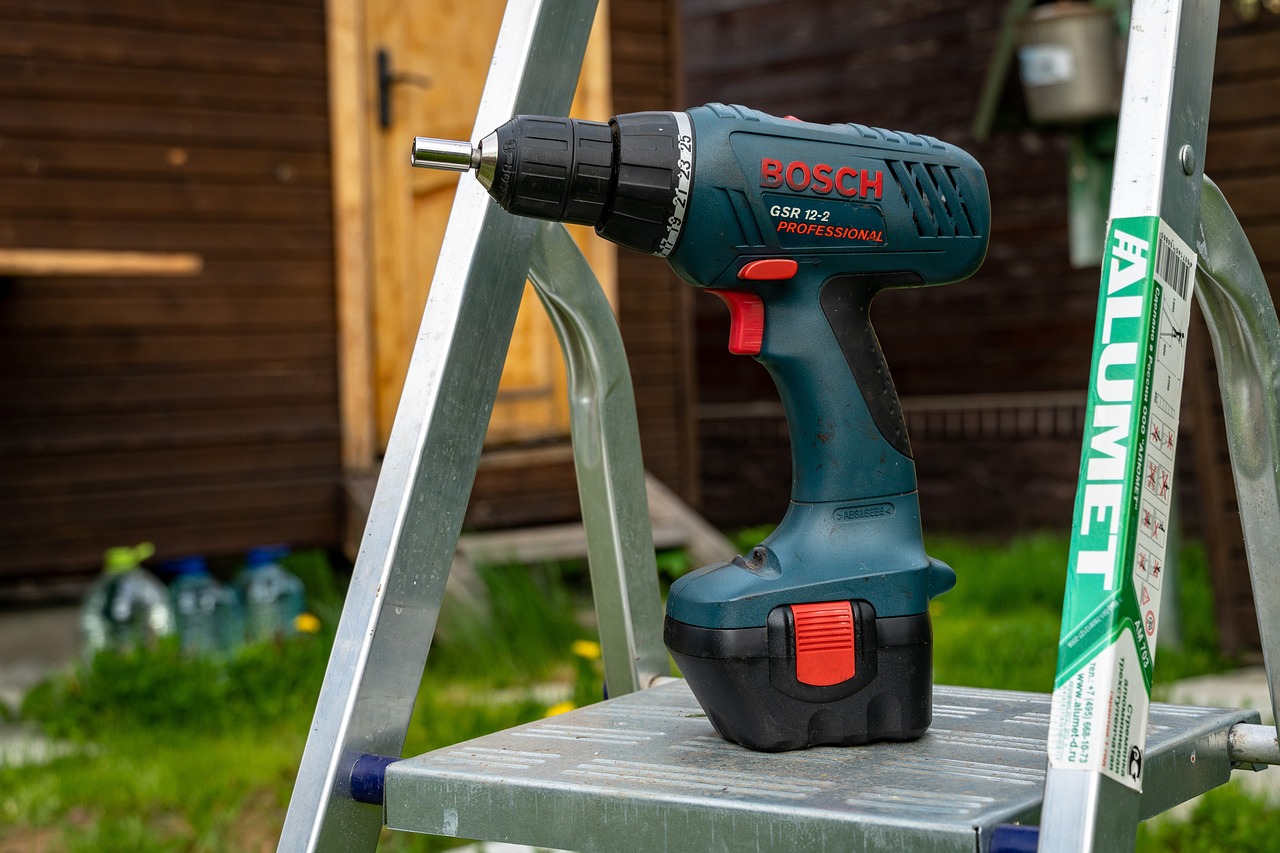 screwdriver, drill, tool, hand tool, bits, technology, steel, metal, construction, repair, mechanics, craft, service, equipment